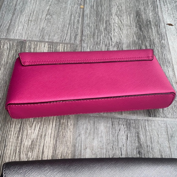 💖💖💖 KATE SPADE clutch in hot pink. EUC. 💖💖💖 - Picture 6 of 13